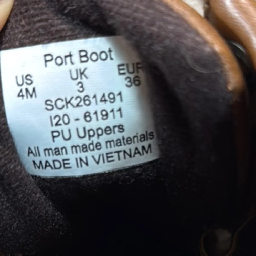 Sperry Boots kids size 4 (s41)